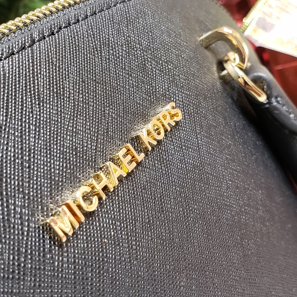 Michael Kors Emmy 50%-80% off